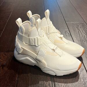 Nike Air Huarache City - Summit White